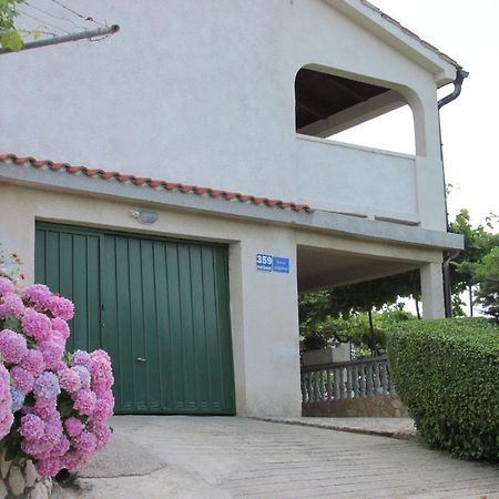 Apartmani Roza Lopar Ngoại thất bức ảnh