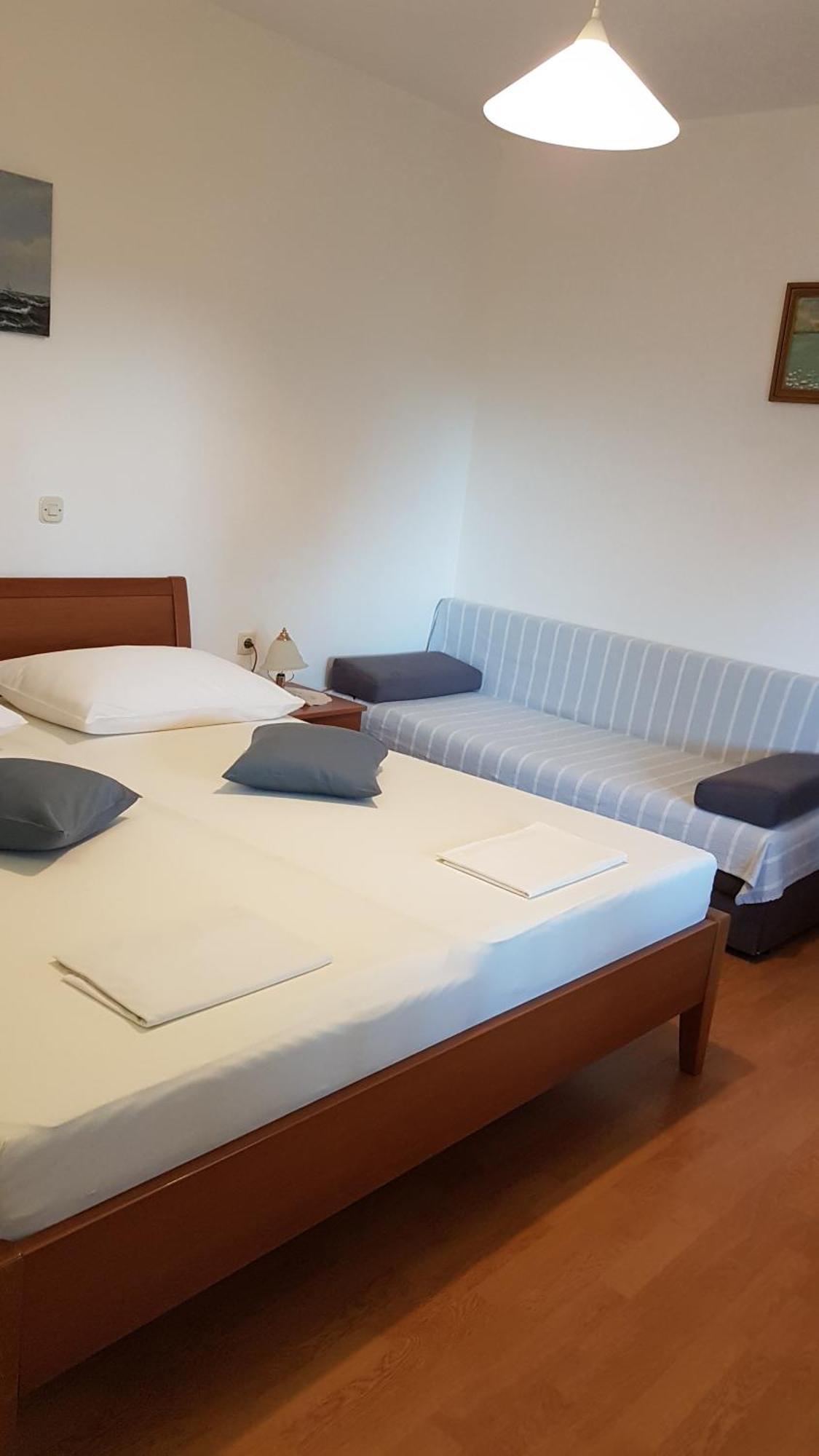 Apartmani Roza Lopar Ngoại thất bức ảnh