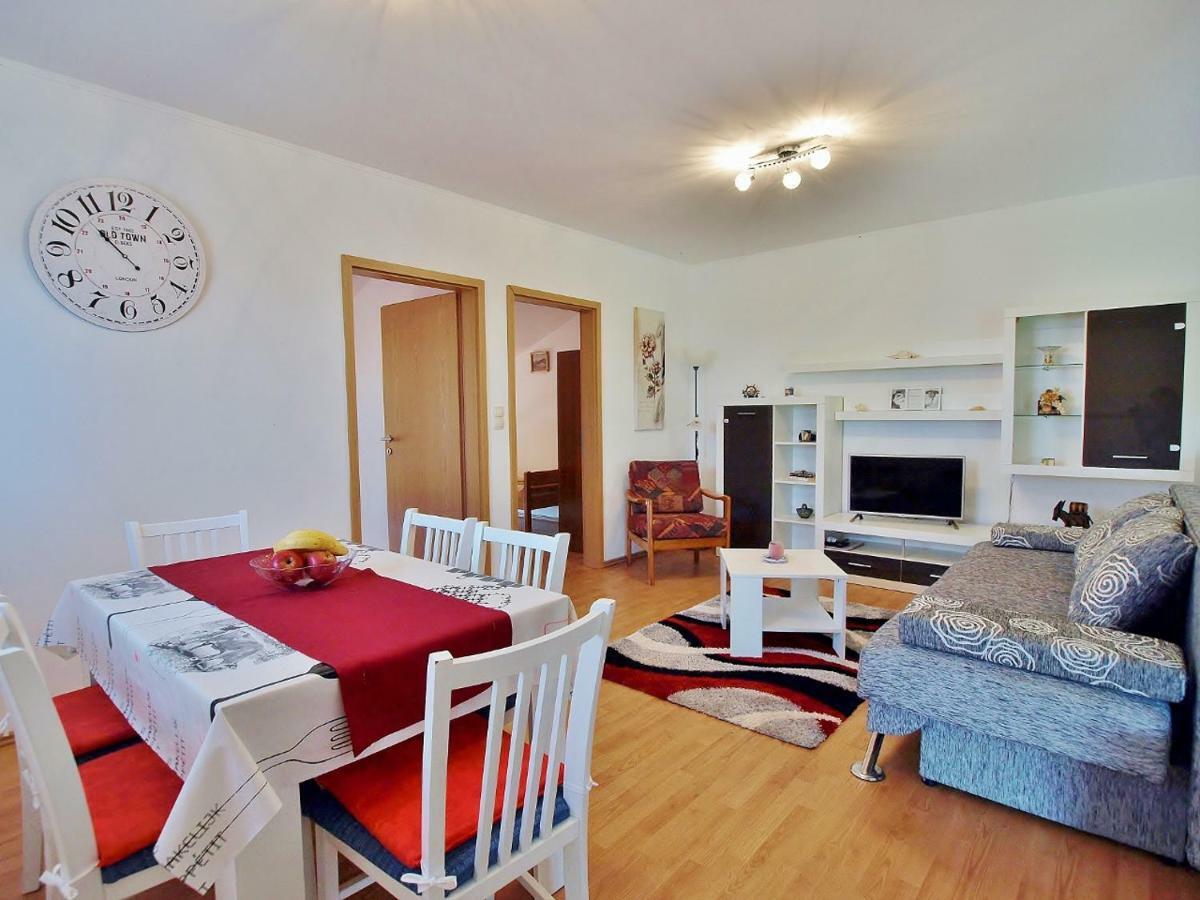 Apartmani Roza Lopar Ngoại thất bức ảnh
